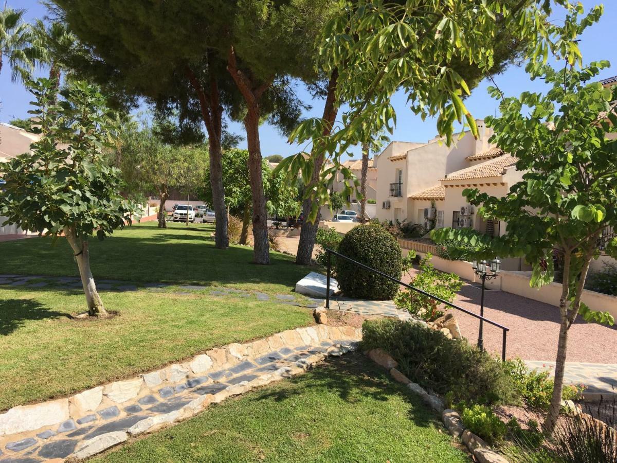 Casa Lovia Lejlighed Dehesa de Campoamor  Eksteriør billede