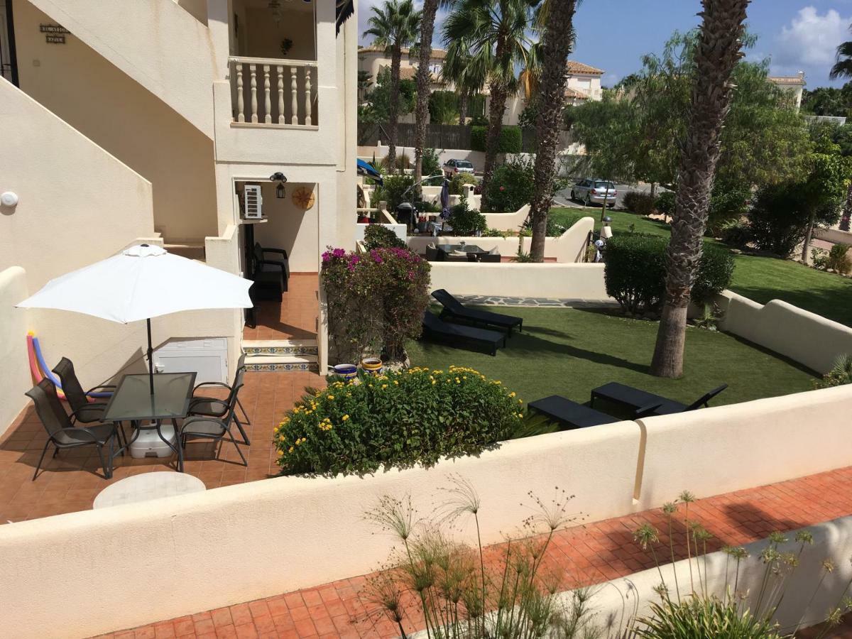 Casa Lovia Lejlighed Dehesa de Campoamor  Eksteriør billede